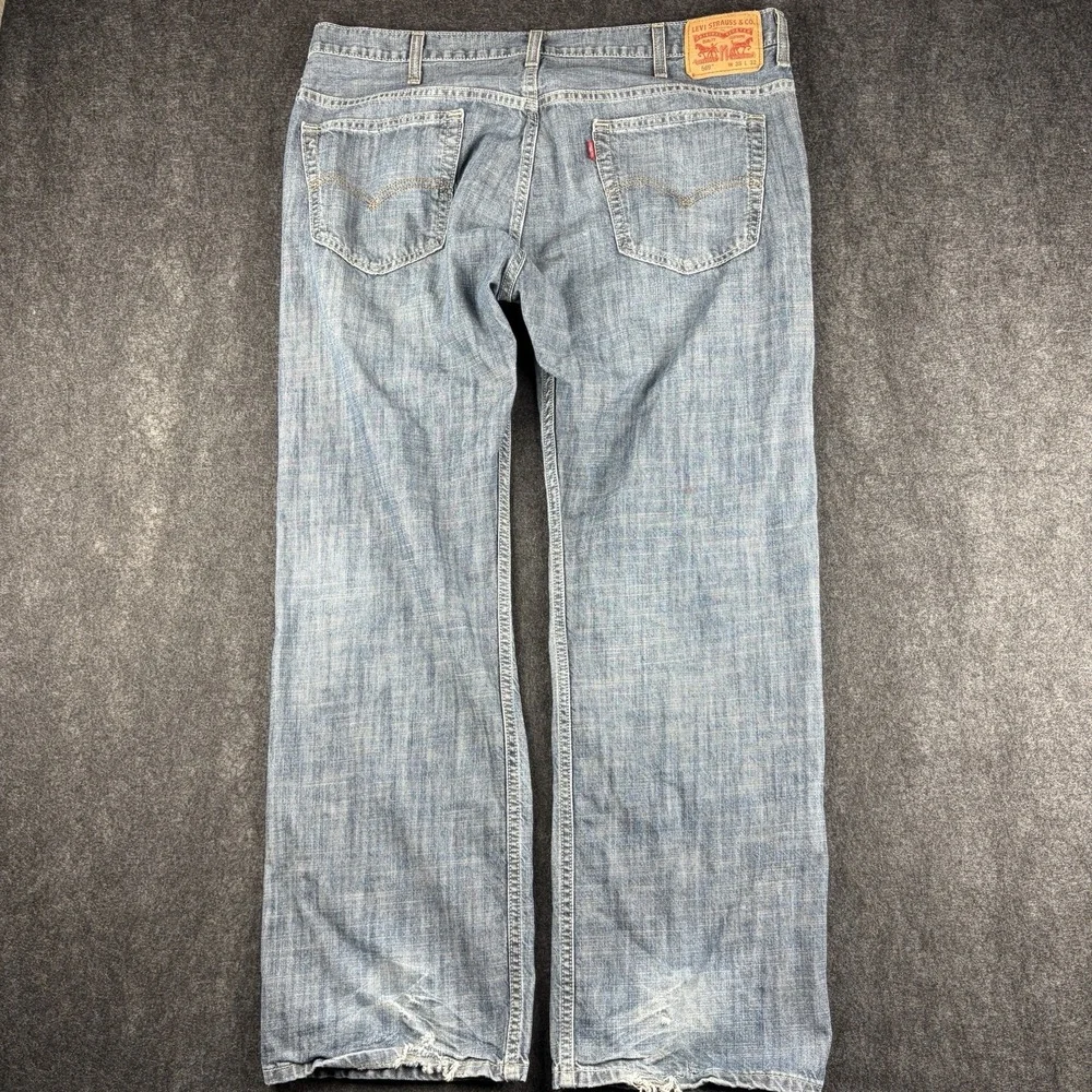 Levi's 569 Loose Straight Jeans Men's 38x32 (Fits 40x31.5) Light Wash